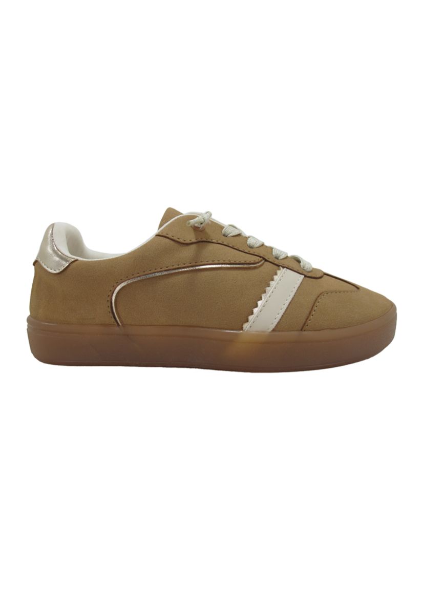 Traveler Sneakers