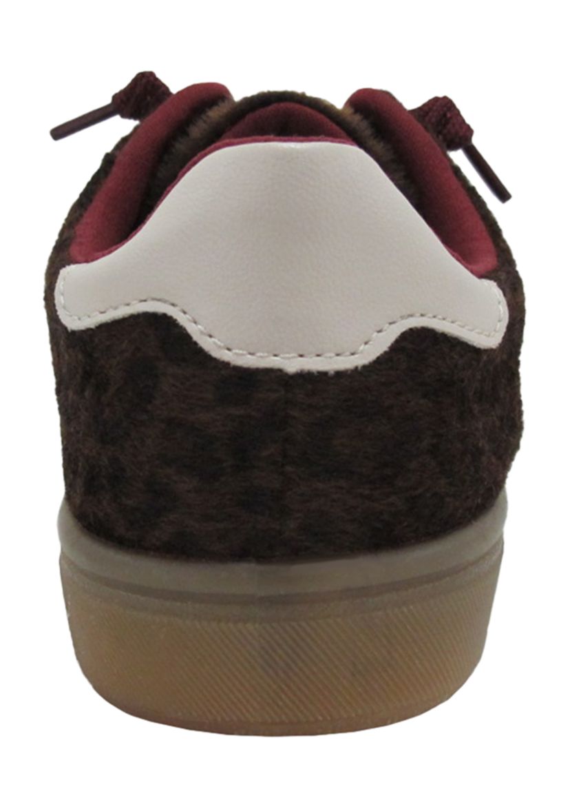 Traveler Sneakers