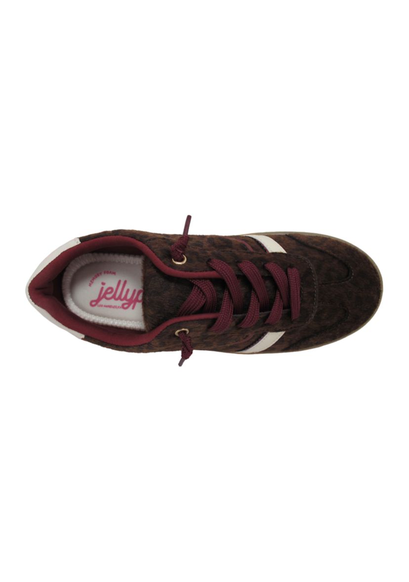 Traveler Sneakers