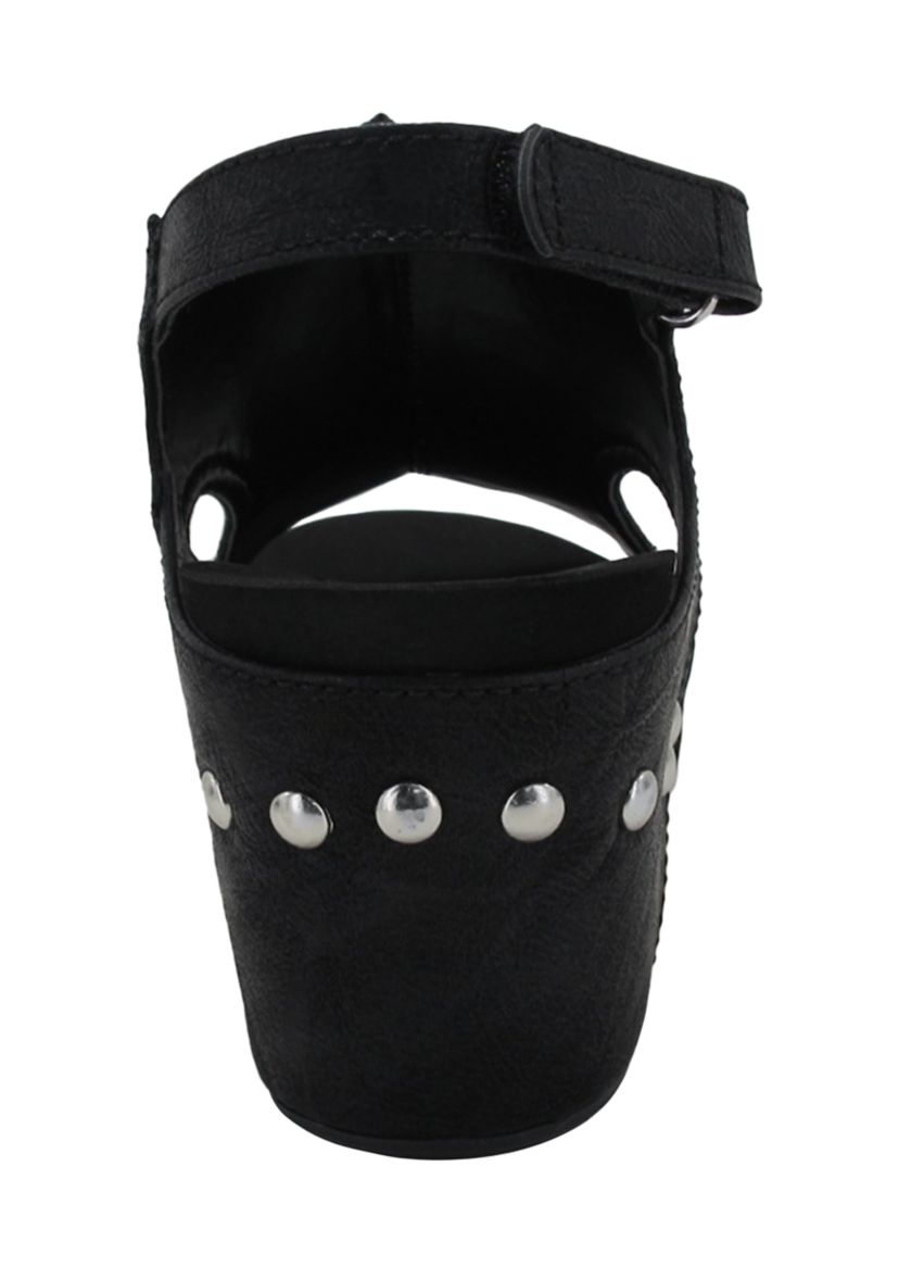 Showcase Wedge Sandals