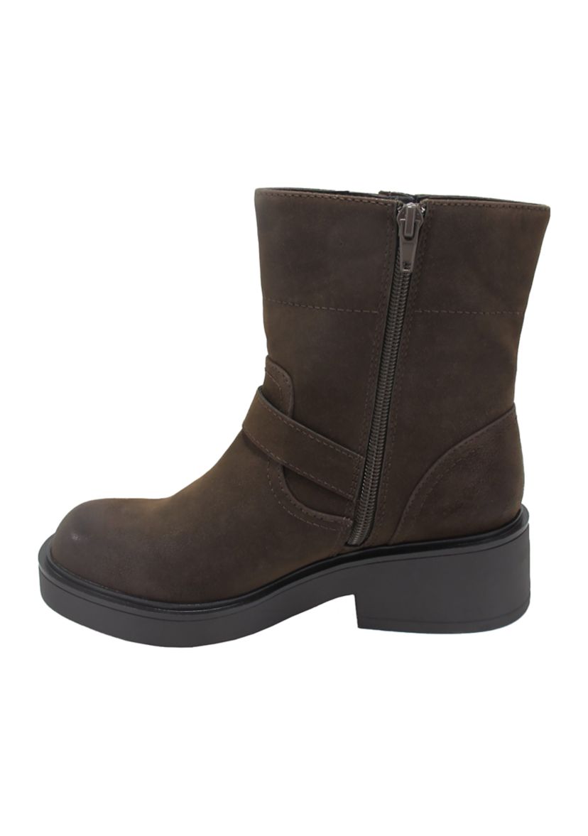 Motive Boots