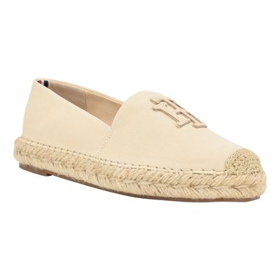 Tommy Hilfiger Women's Peanni Flat Espadrille Closed Toe Shoes, 9.5M -  0197016679228