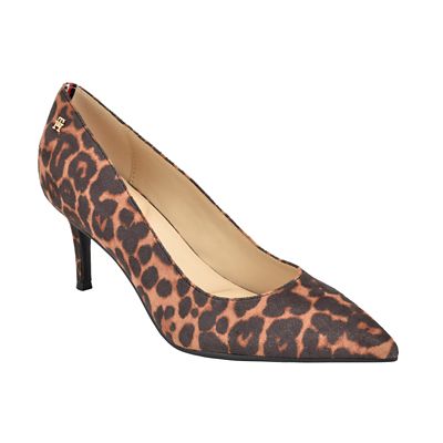 Tommy Hilfiger Women's Motley Pointy Toe Dress Pumps, Light Brown, 5M