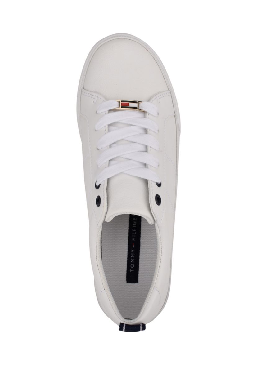 Womens Lila Sneakers