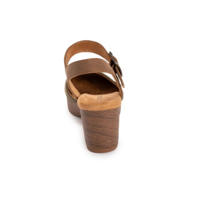 Womens Merritt Closed Toe Quarter Strap Shoe