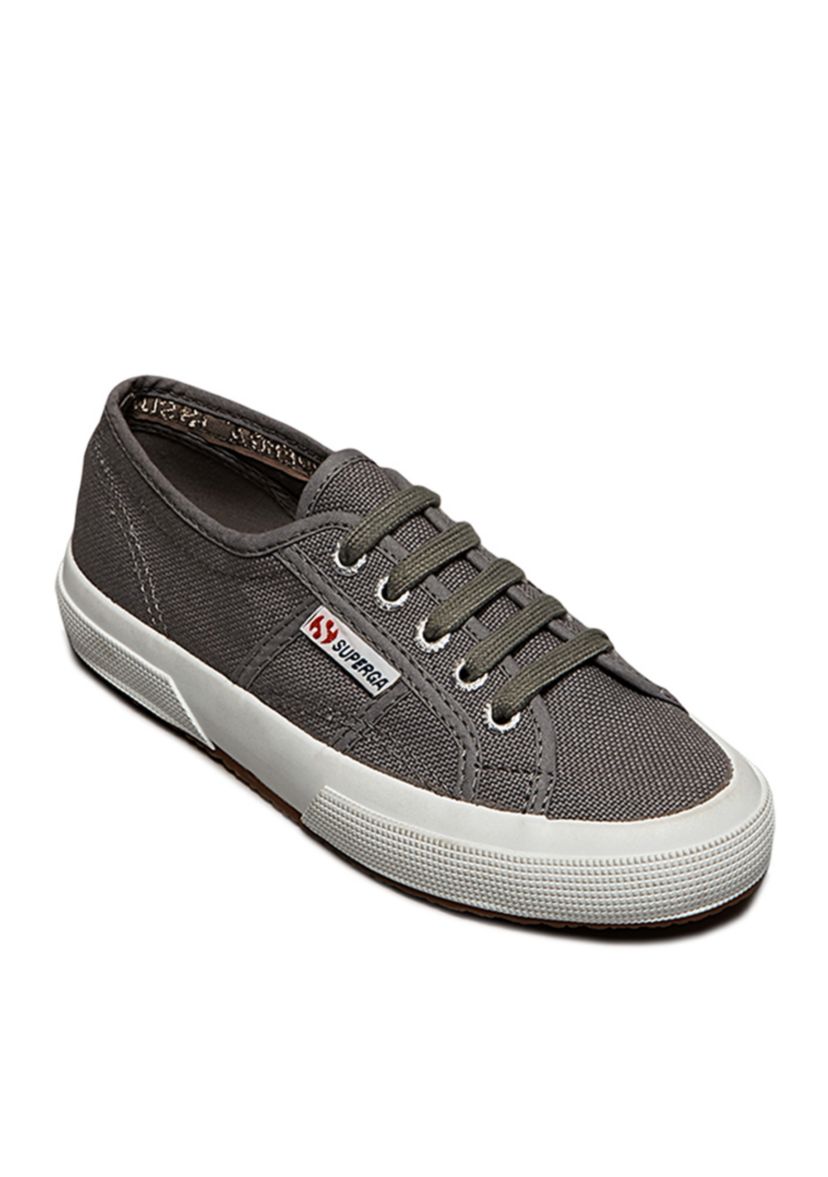 2750 Classic Sneakers