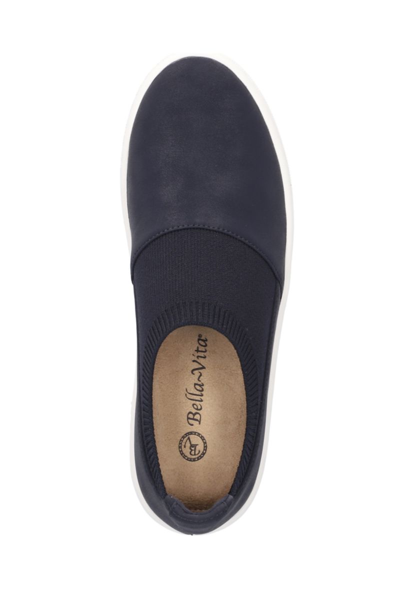 Veanna Slip On Flats