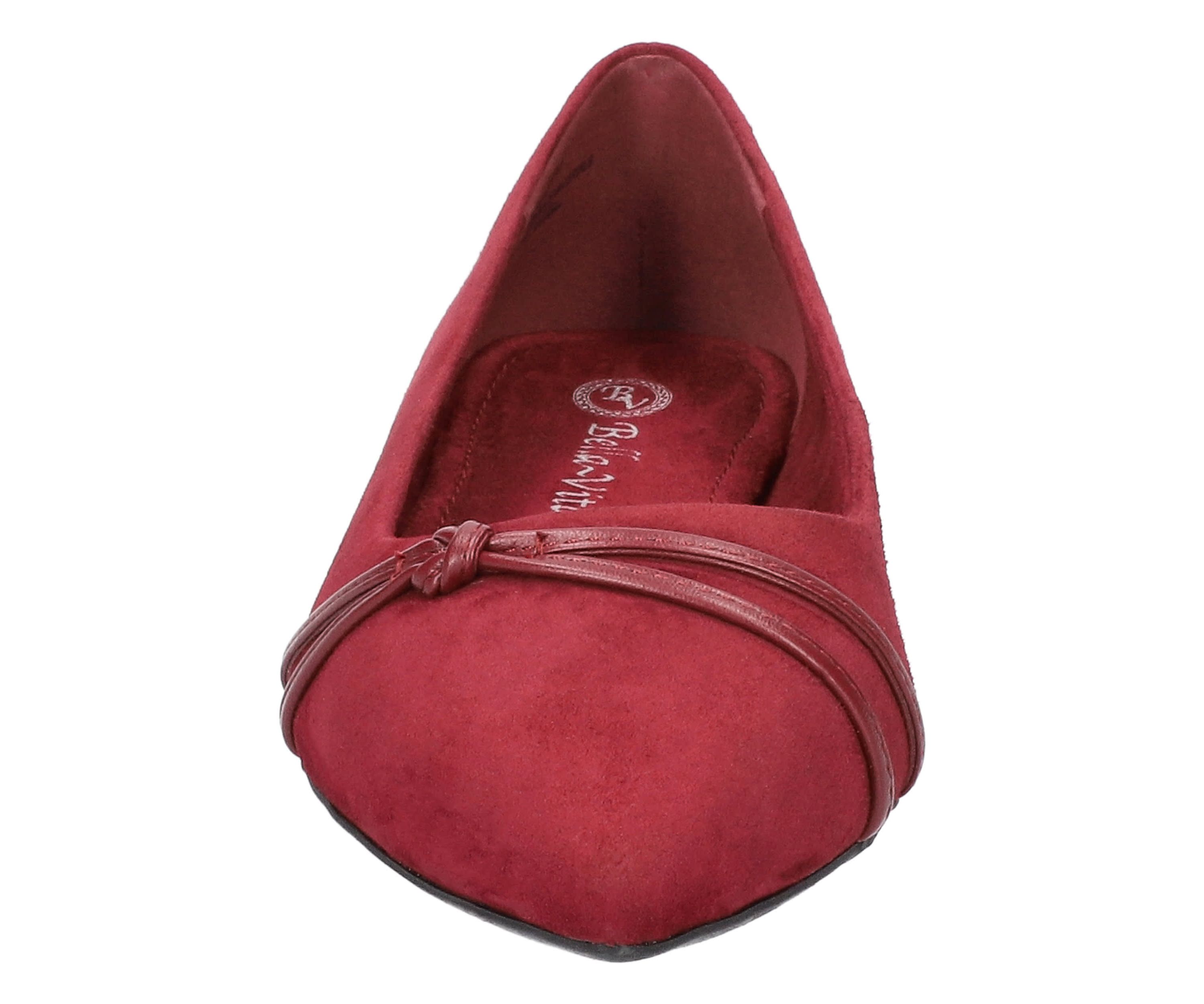 Rhea Pointed Toe Flats