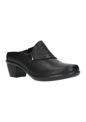 Easy Street Women's Cynthia Comfort Mules, Black, 6WW