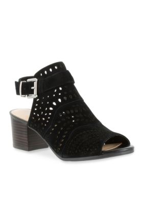 clarks belk