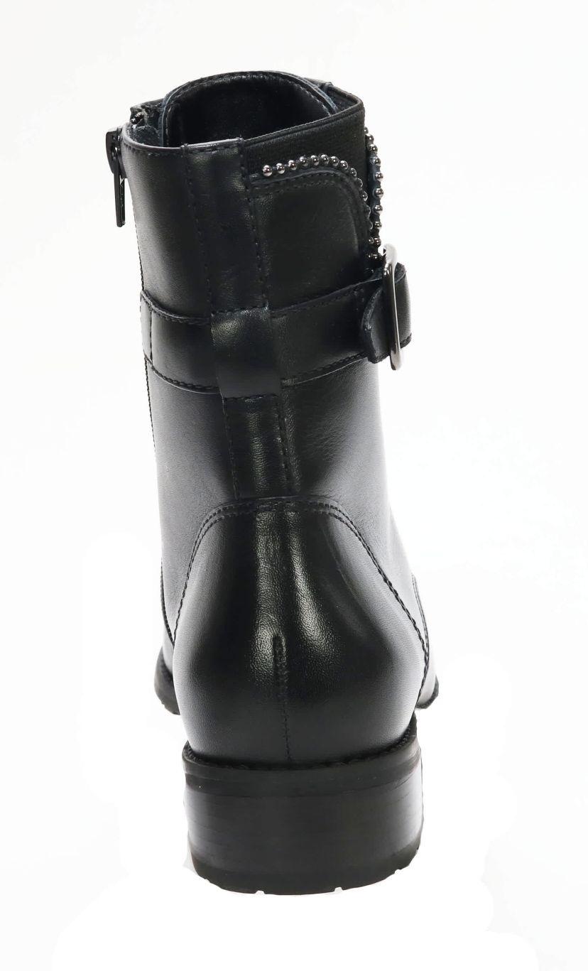 College Boot