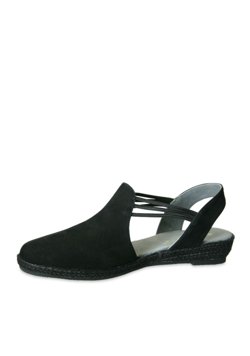Nelly Shoe