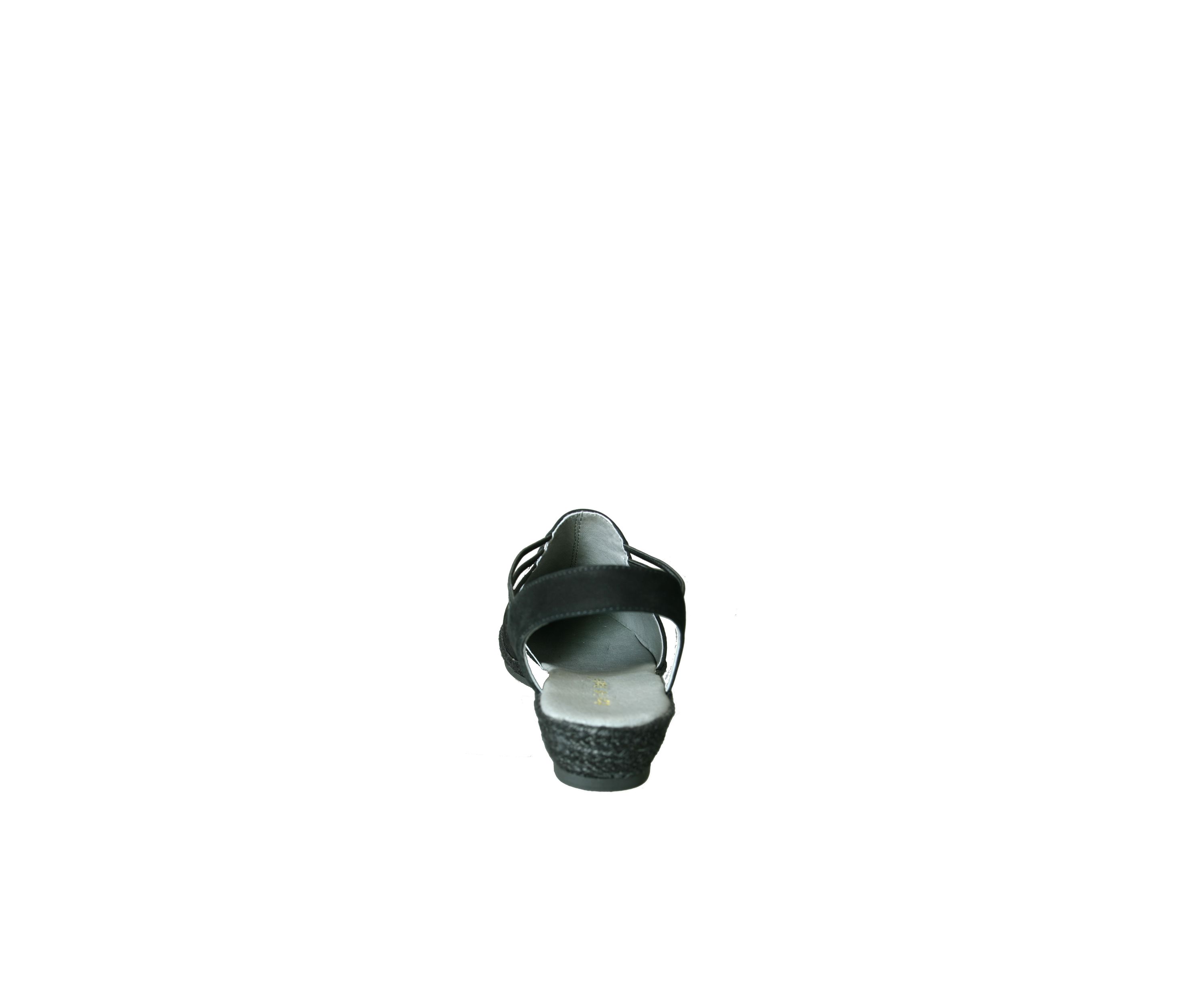Nelly Shoe