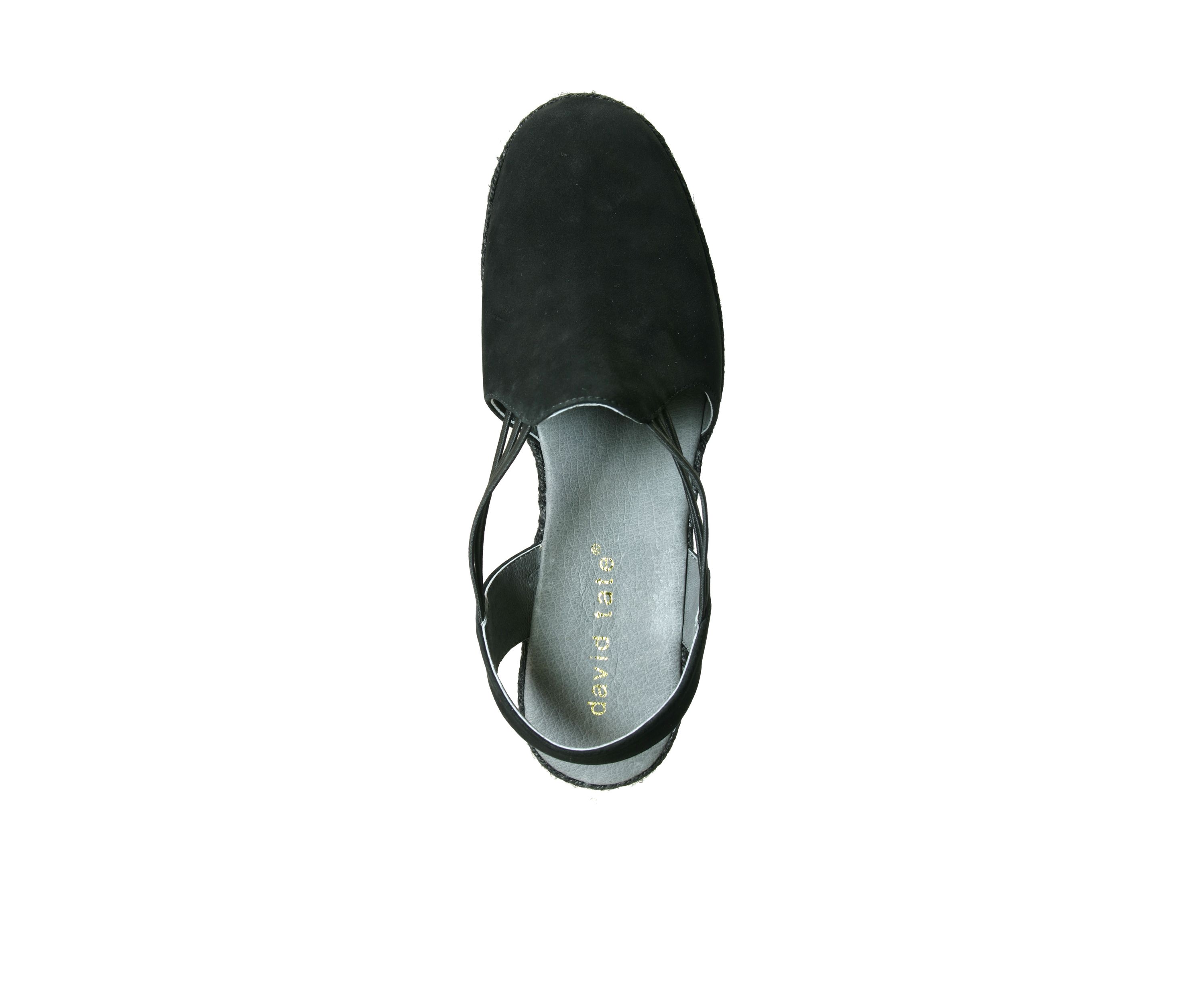 Nelly Shoe