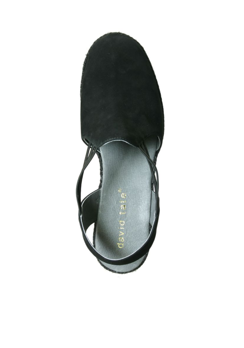 Nelly Shoe