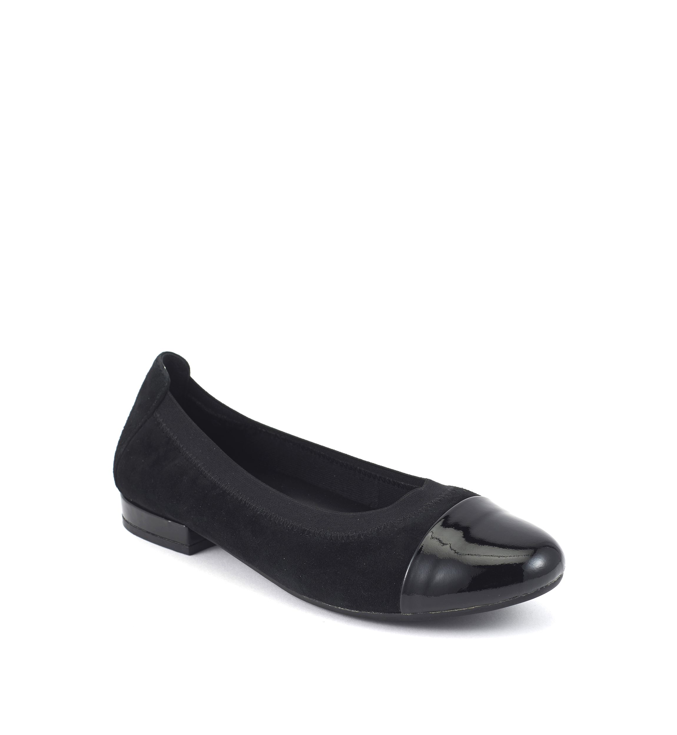 Nicole Flats