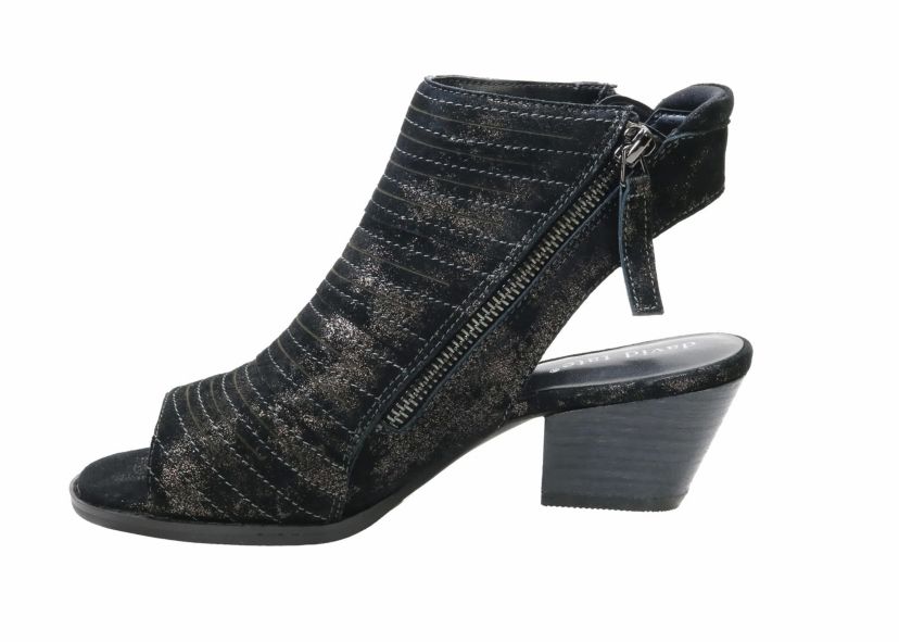 Sideview Sandal