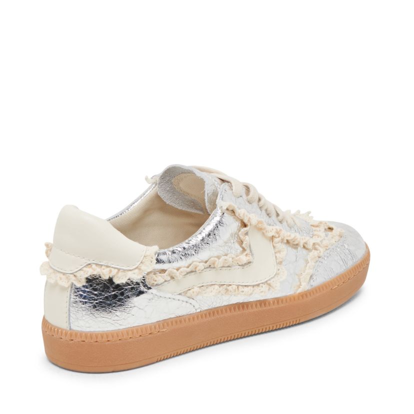 Notice Lace Sneaker