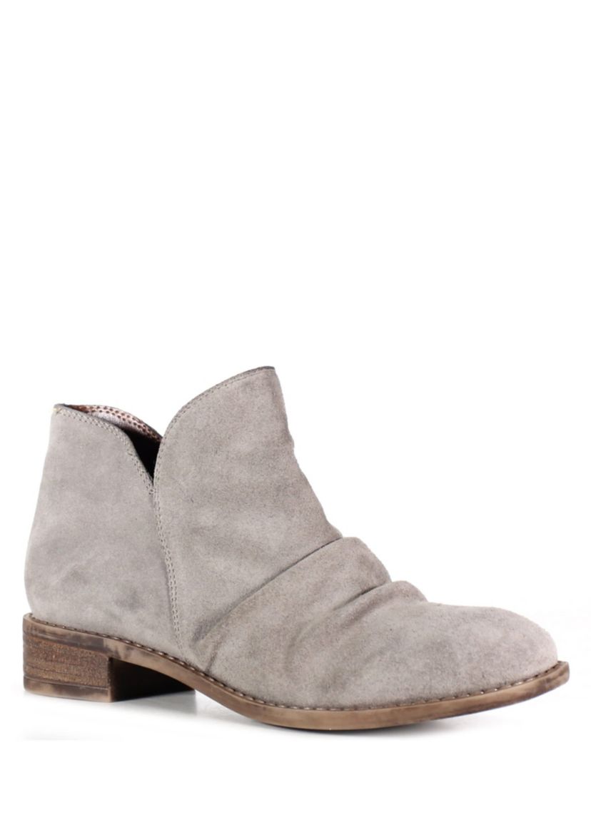 Rose Mera Genuine Suede Ruched Short Booties