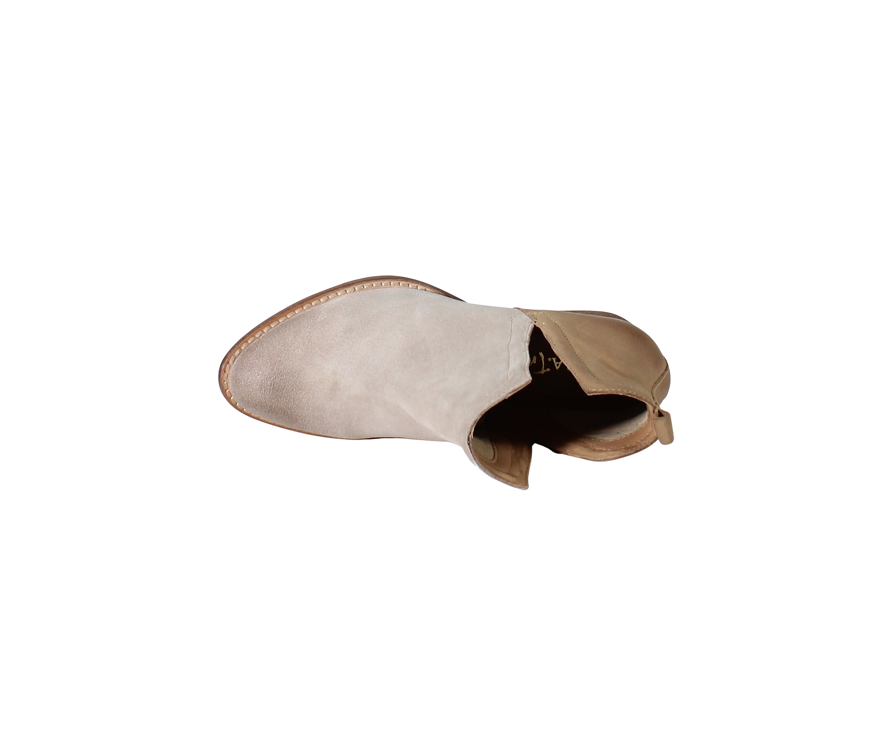 Steppin Free Cutaway Booties