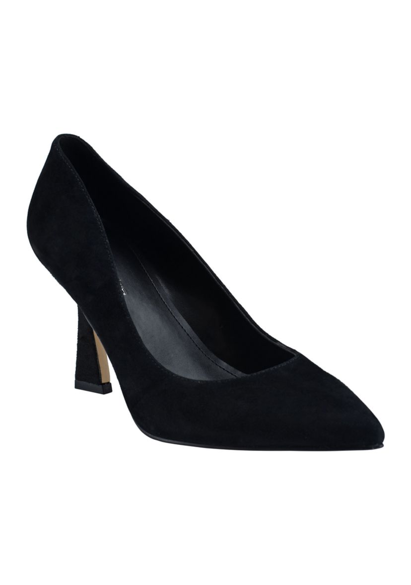 Relka Pumps