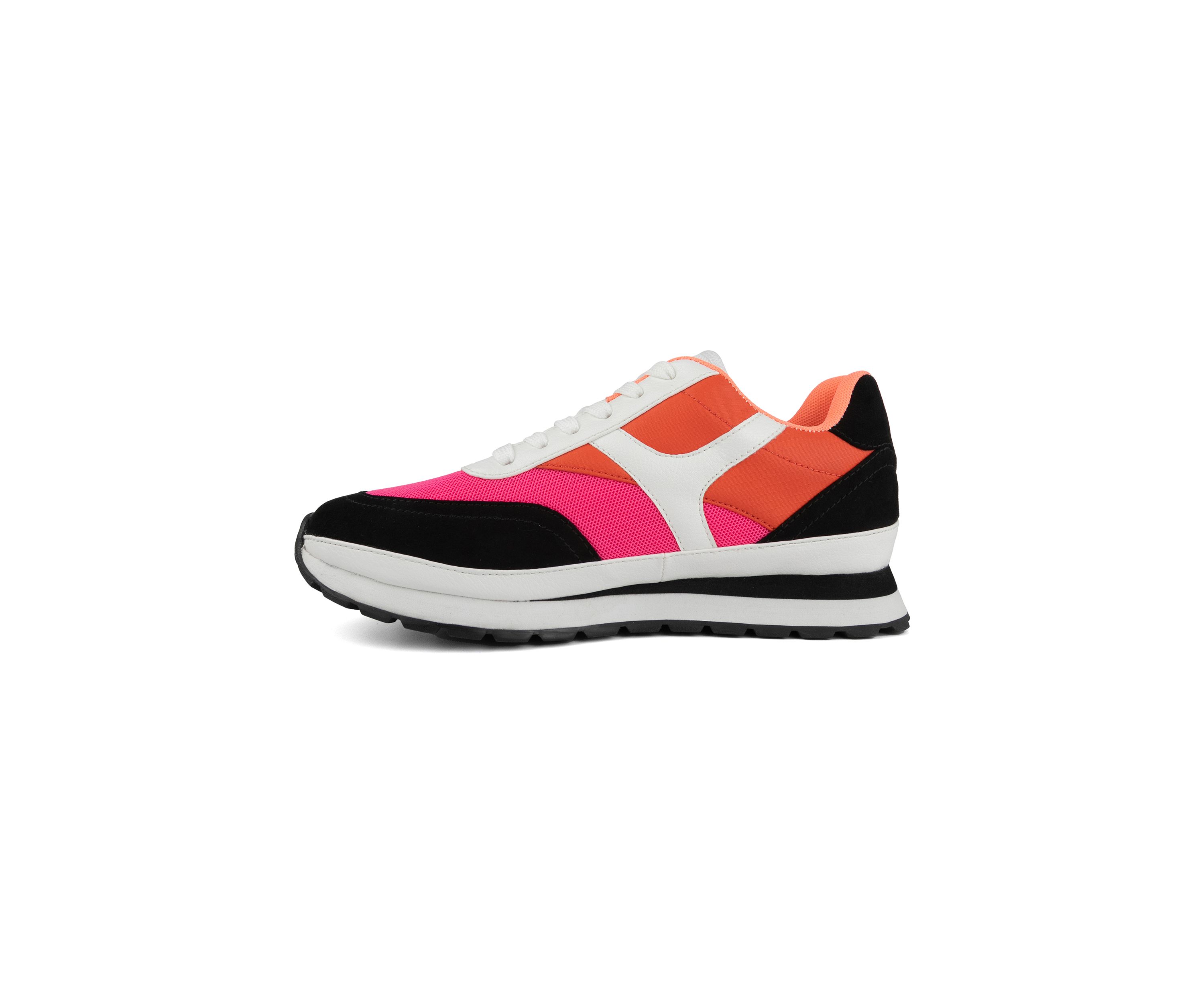Disruptive Jogger Sneakers 