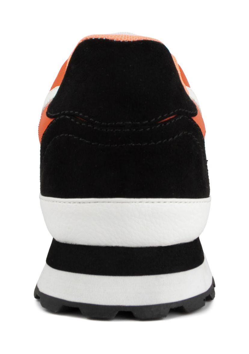 Disruptive Jogger Sneakers 