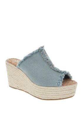 ugg boots with satin bows