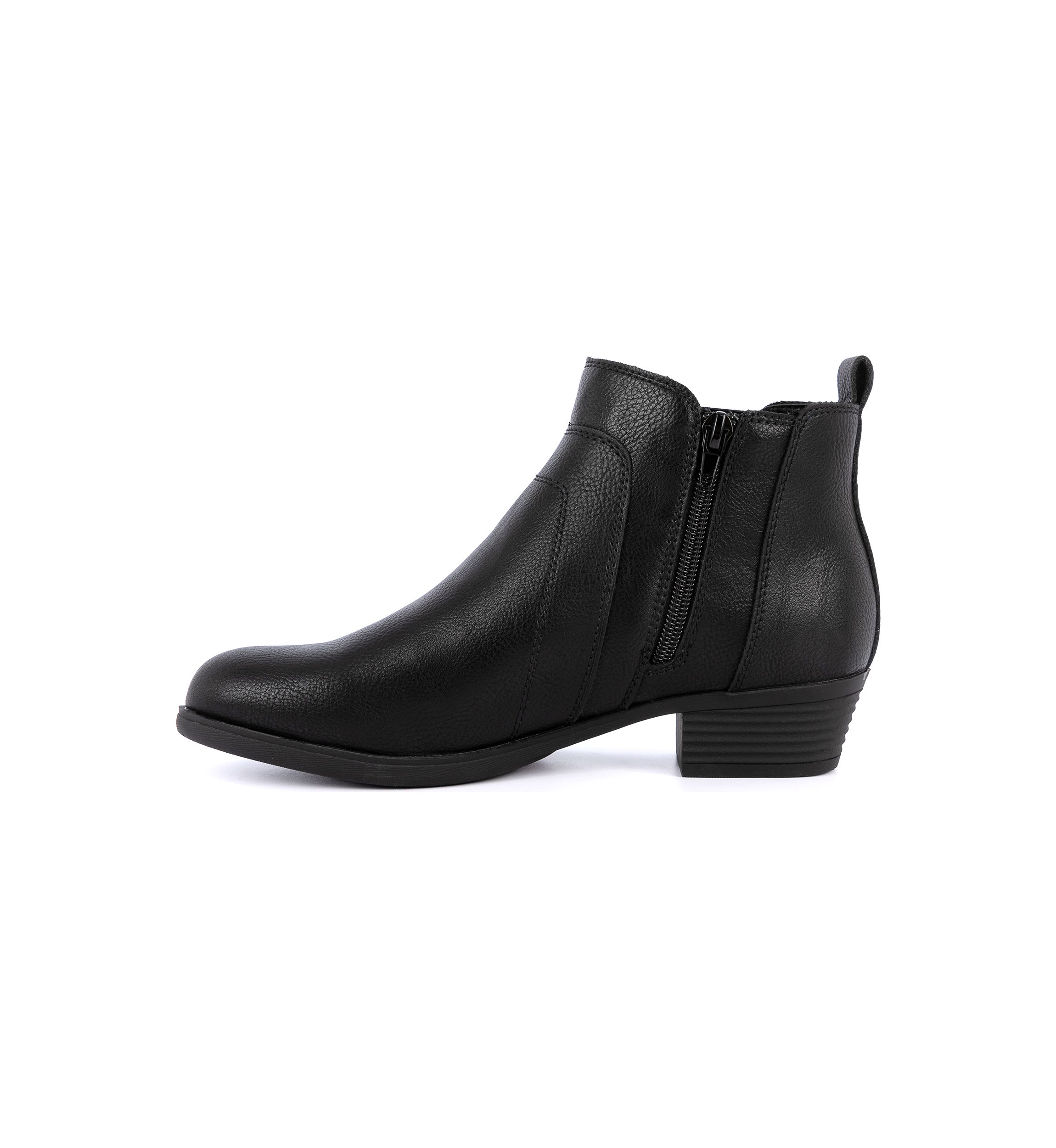 Tweak Chelsea Booties