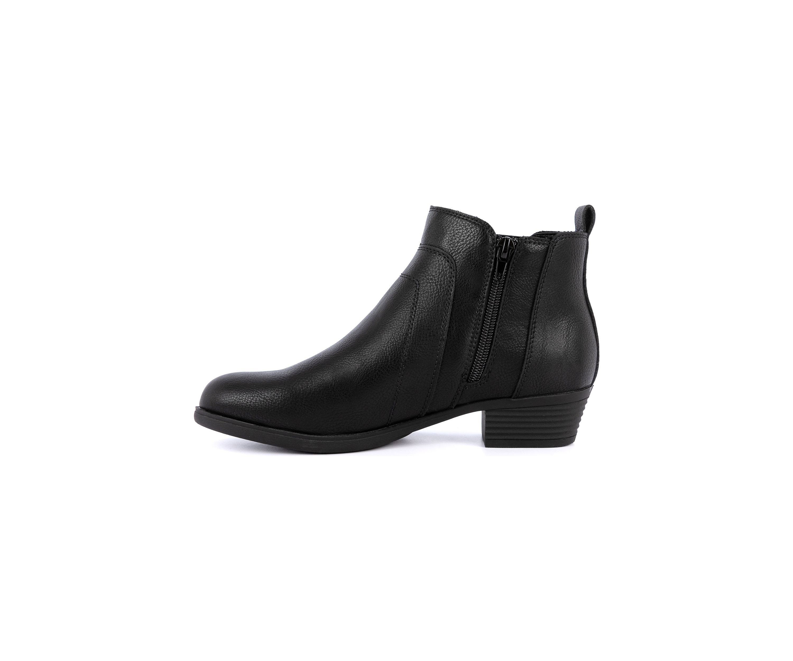 Tweak Chelsea Booties