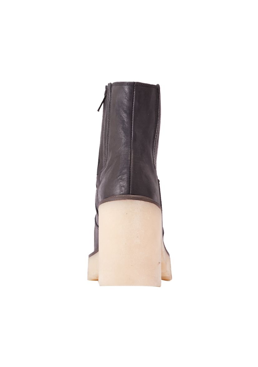 James Chelsea Boots