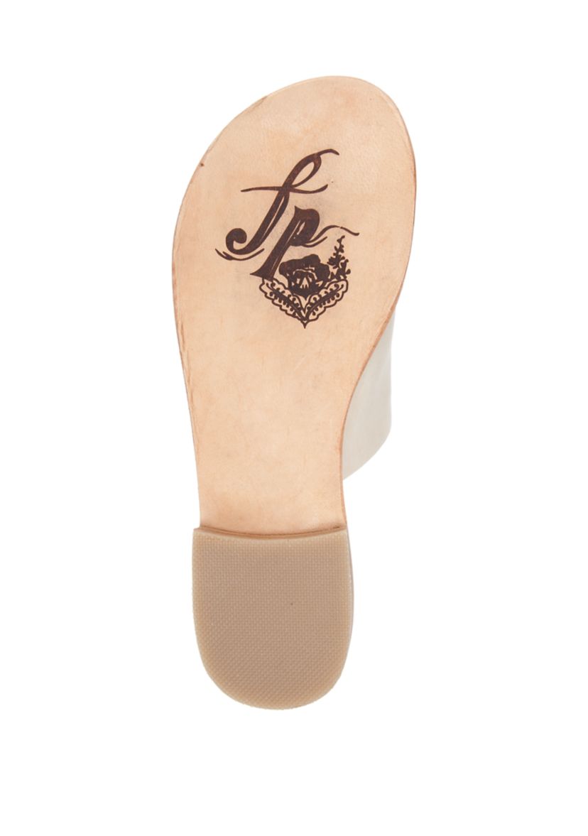 Vicente Slide Sandals