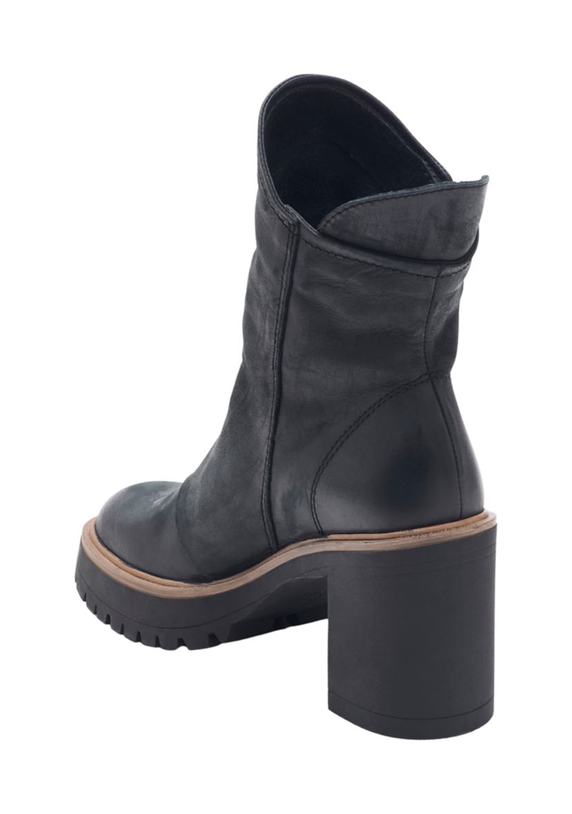 Jack Zip Boots