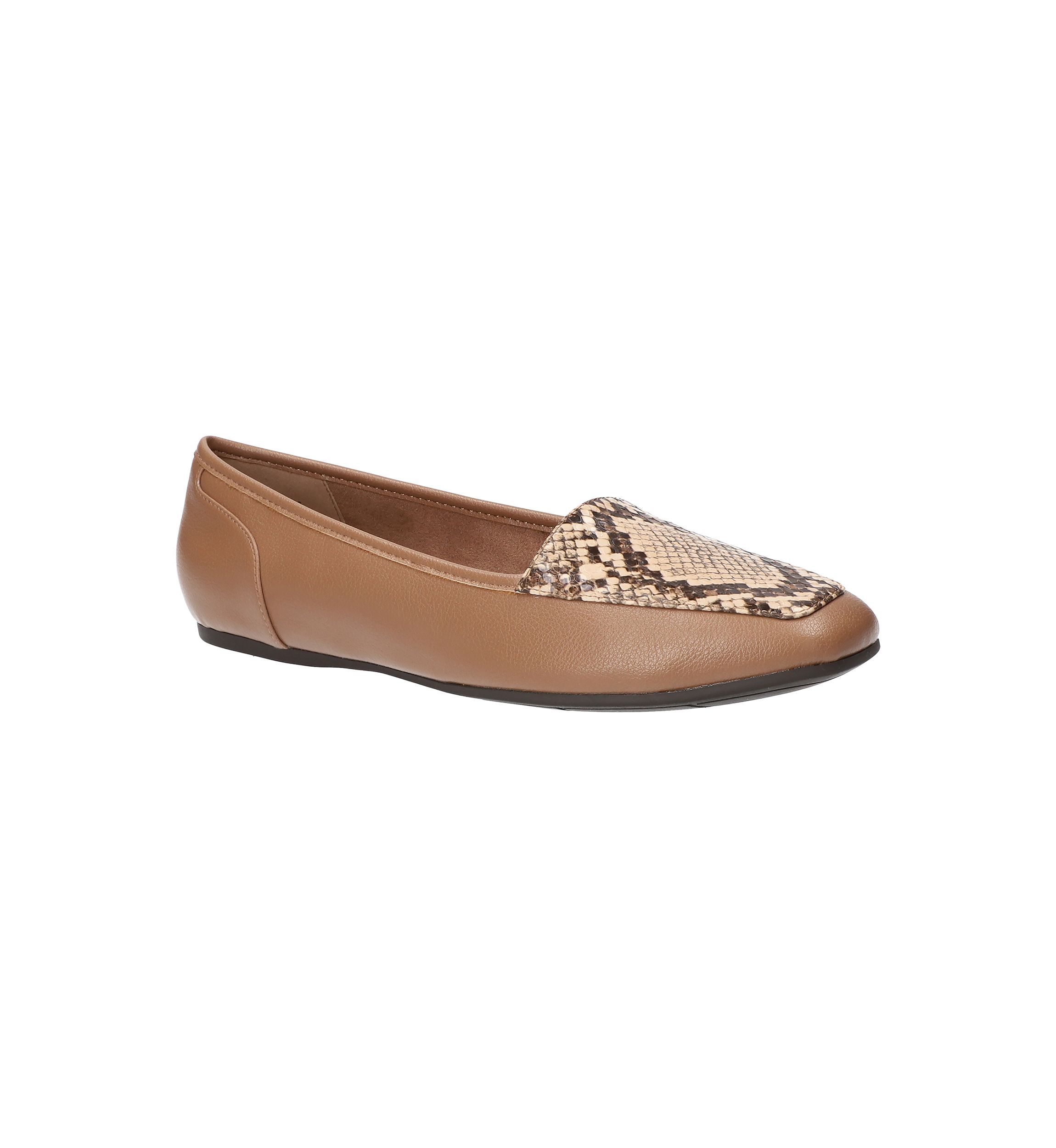 Thrill Squared Toe Comfort Fashion Flats