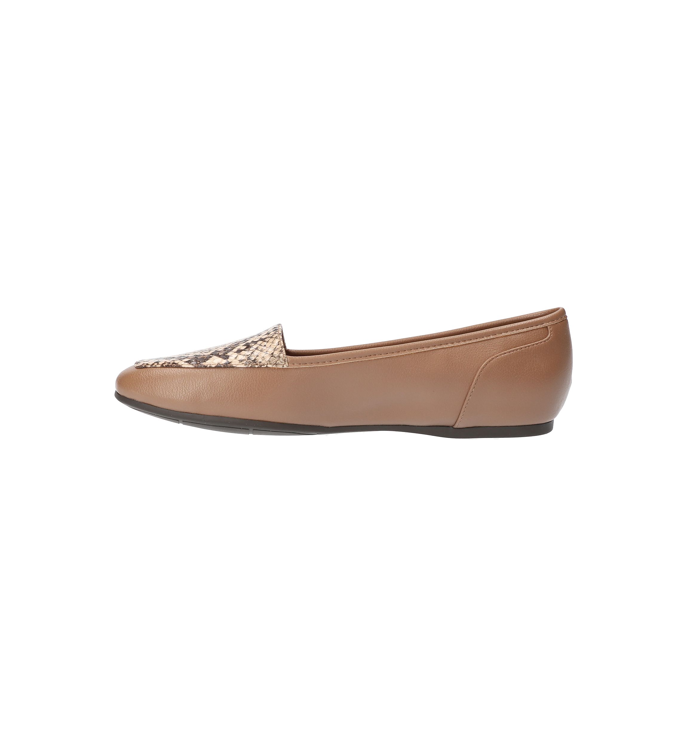 Thrill Squared Toe Comfort Fashion Flats