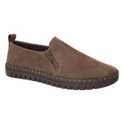 Easy Street Women's Astoria Flats, Brown, 6.5N