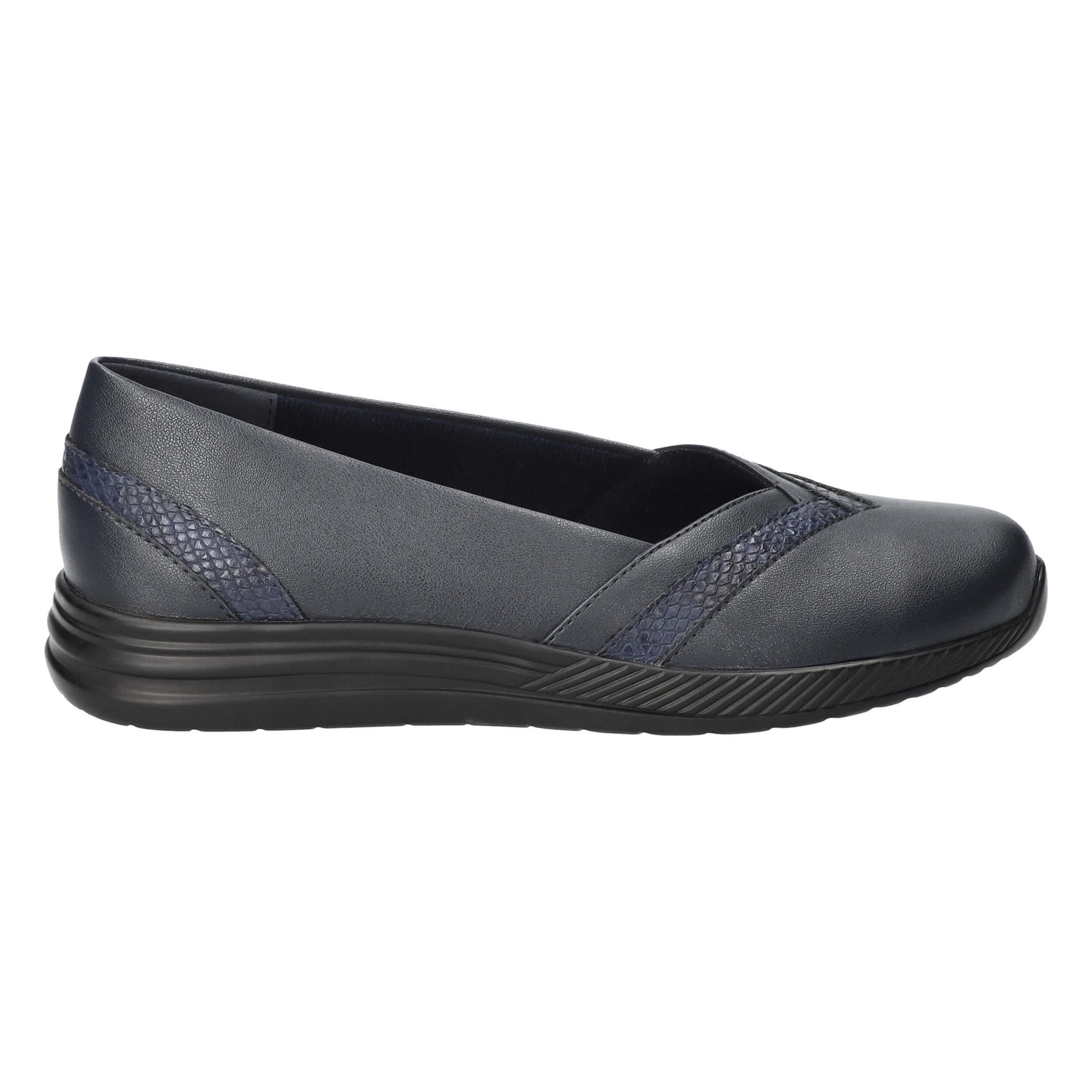 Kiera Comfort Flats