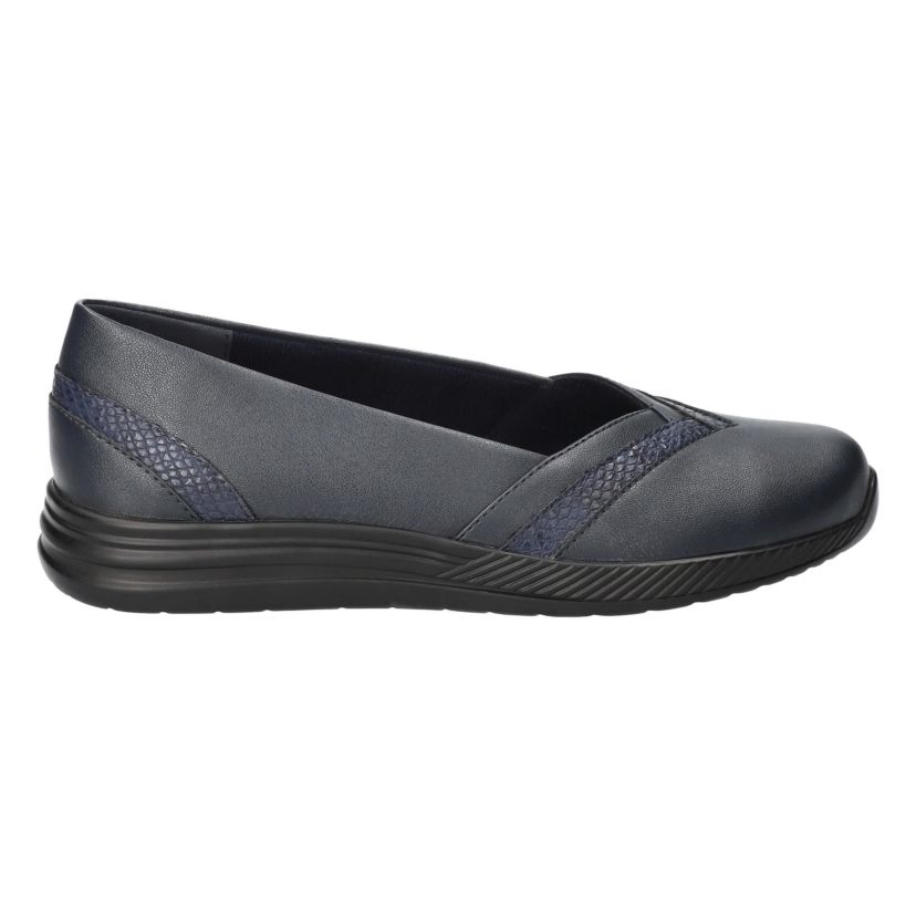 Kiera Comfort Flats