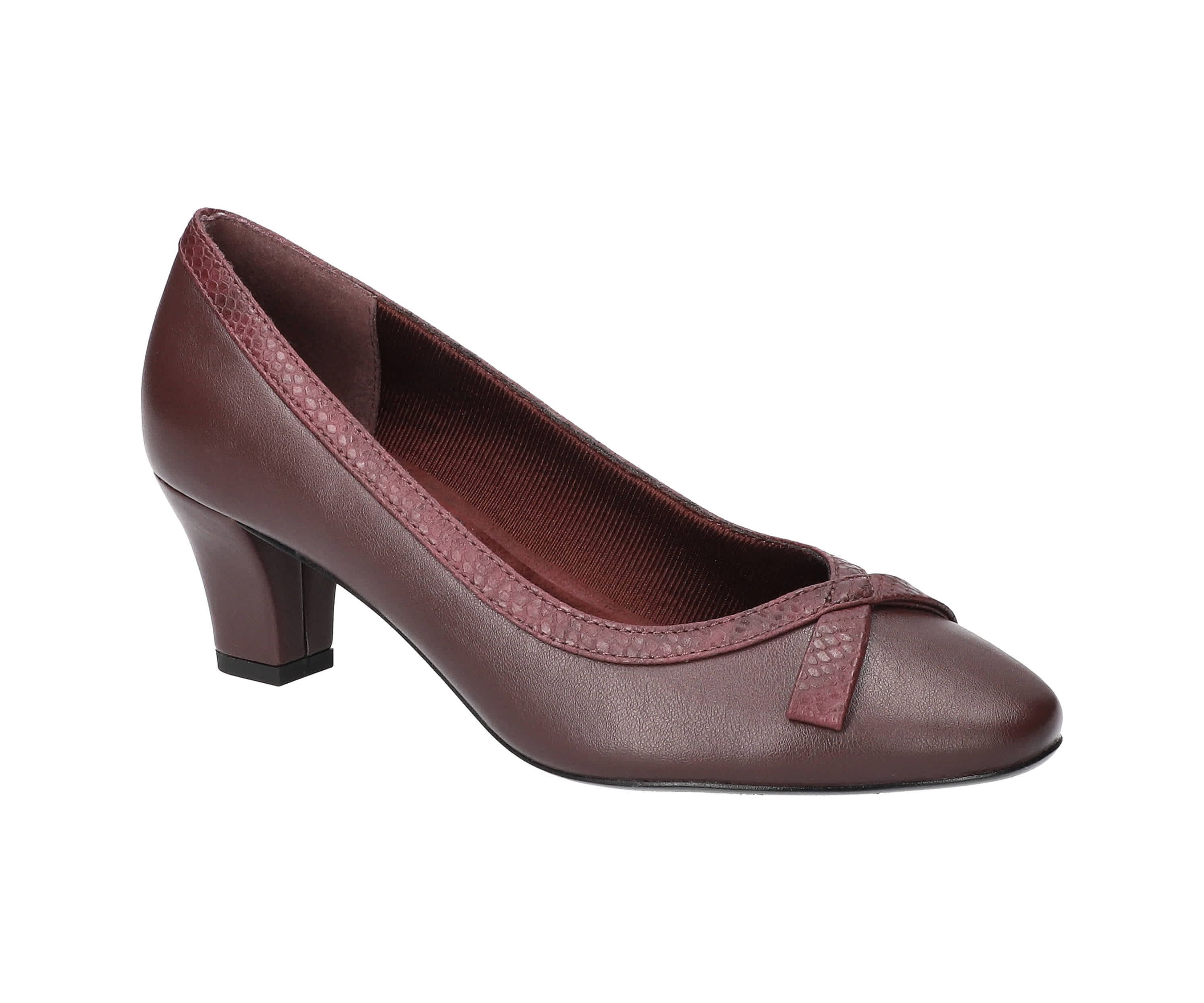 Kata Pumps