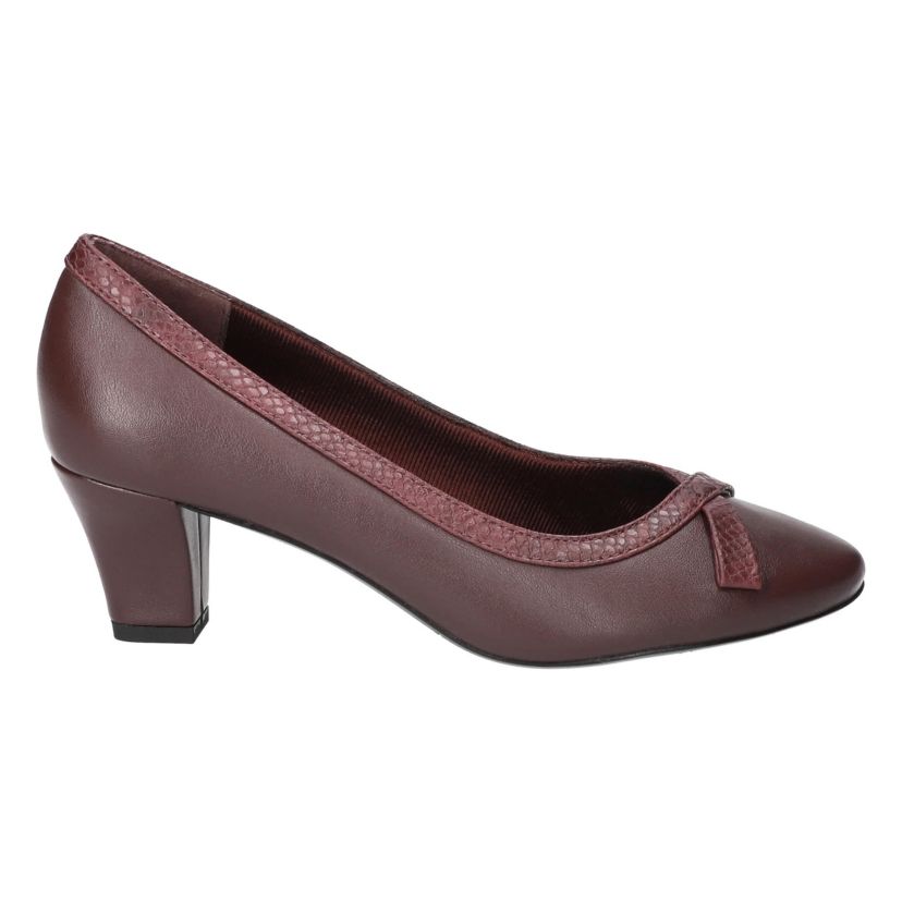 Kata Pumps