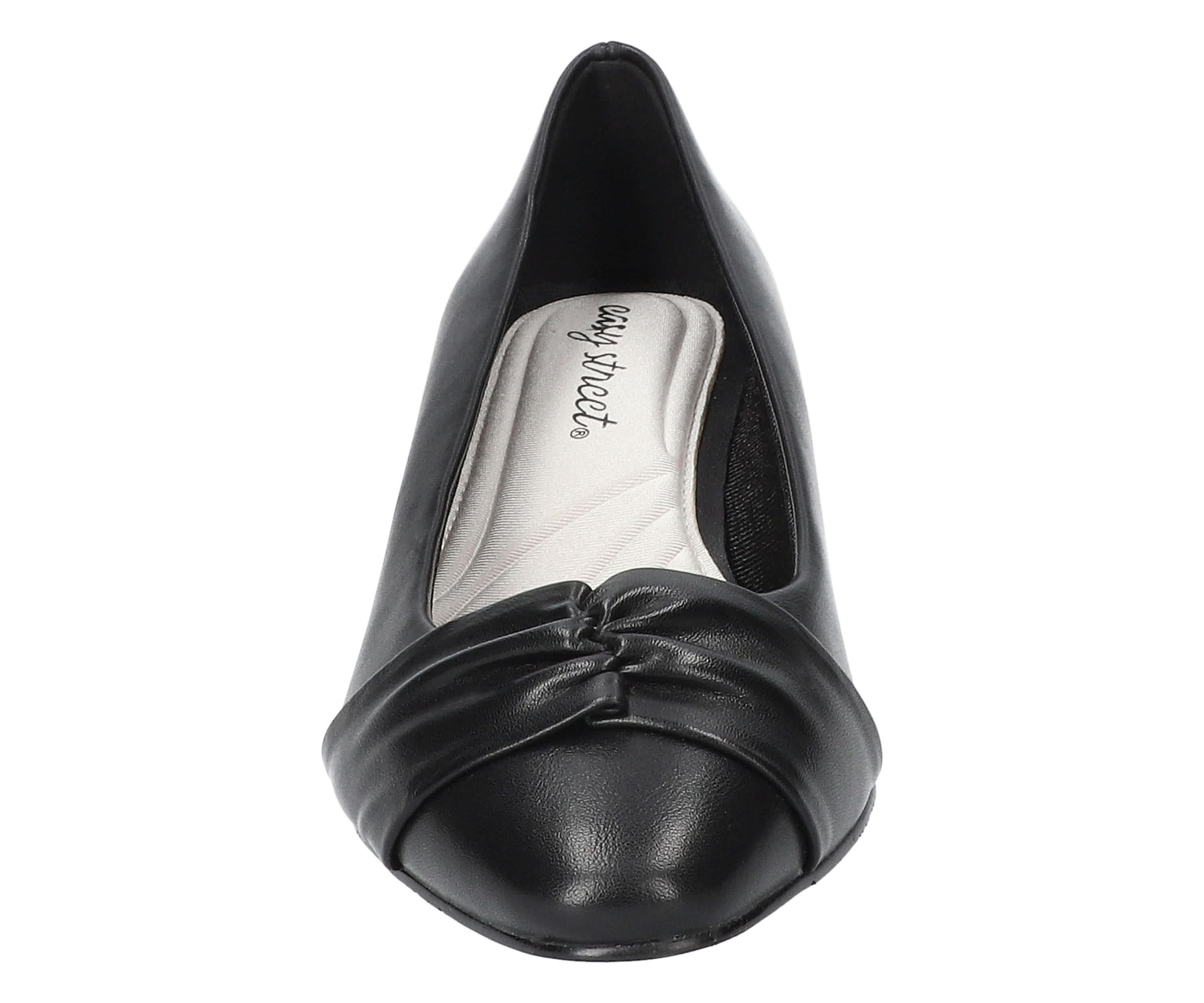 Lyanna Block Heel Pumps
