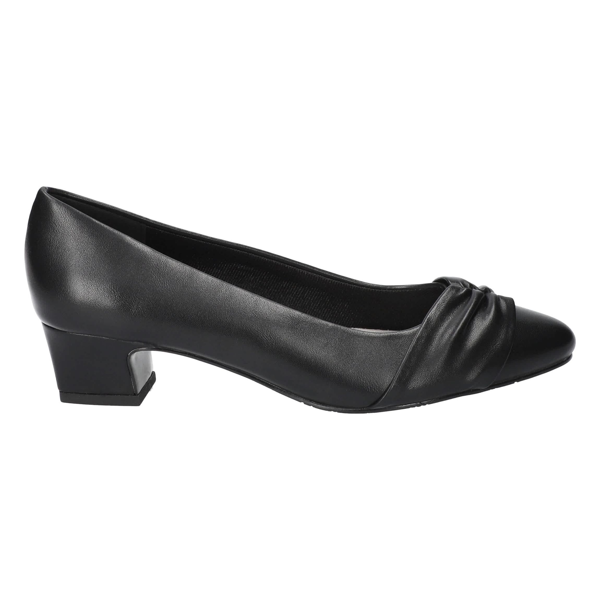 Lyanna Block Heel Pumps