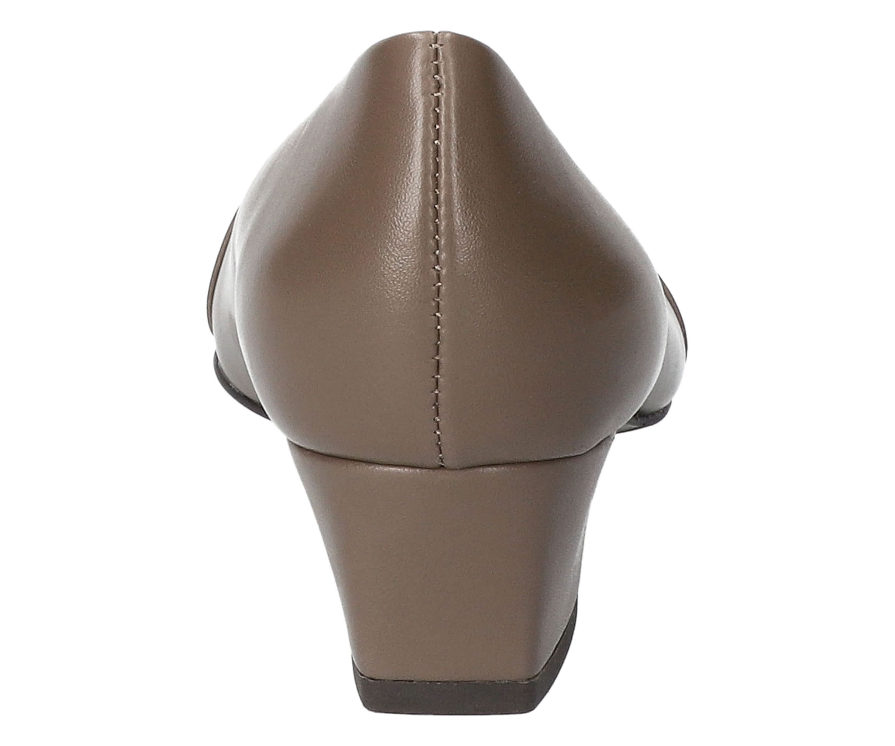 Lyanna Block Heel Pumps