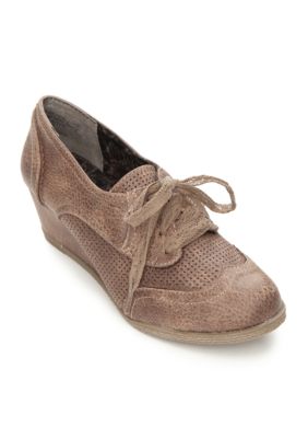 hazel zip wedges
