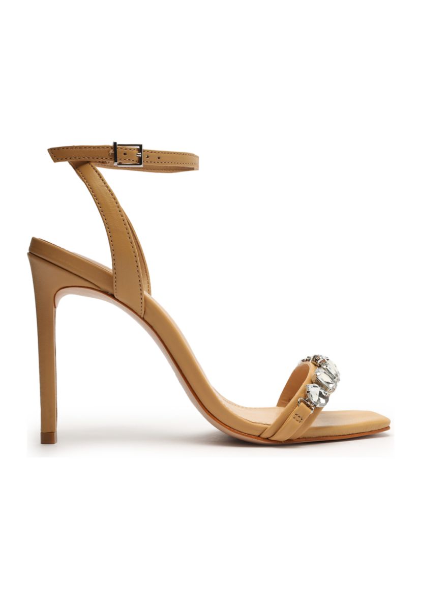 Lylah Pumps