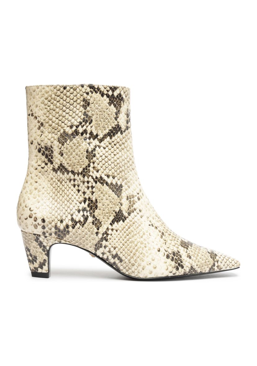 Dellia boots