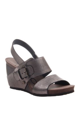 OTBT Overnight Wedge Sandals belk