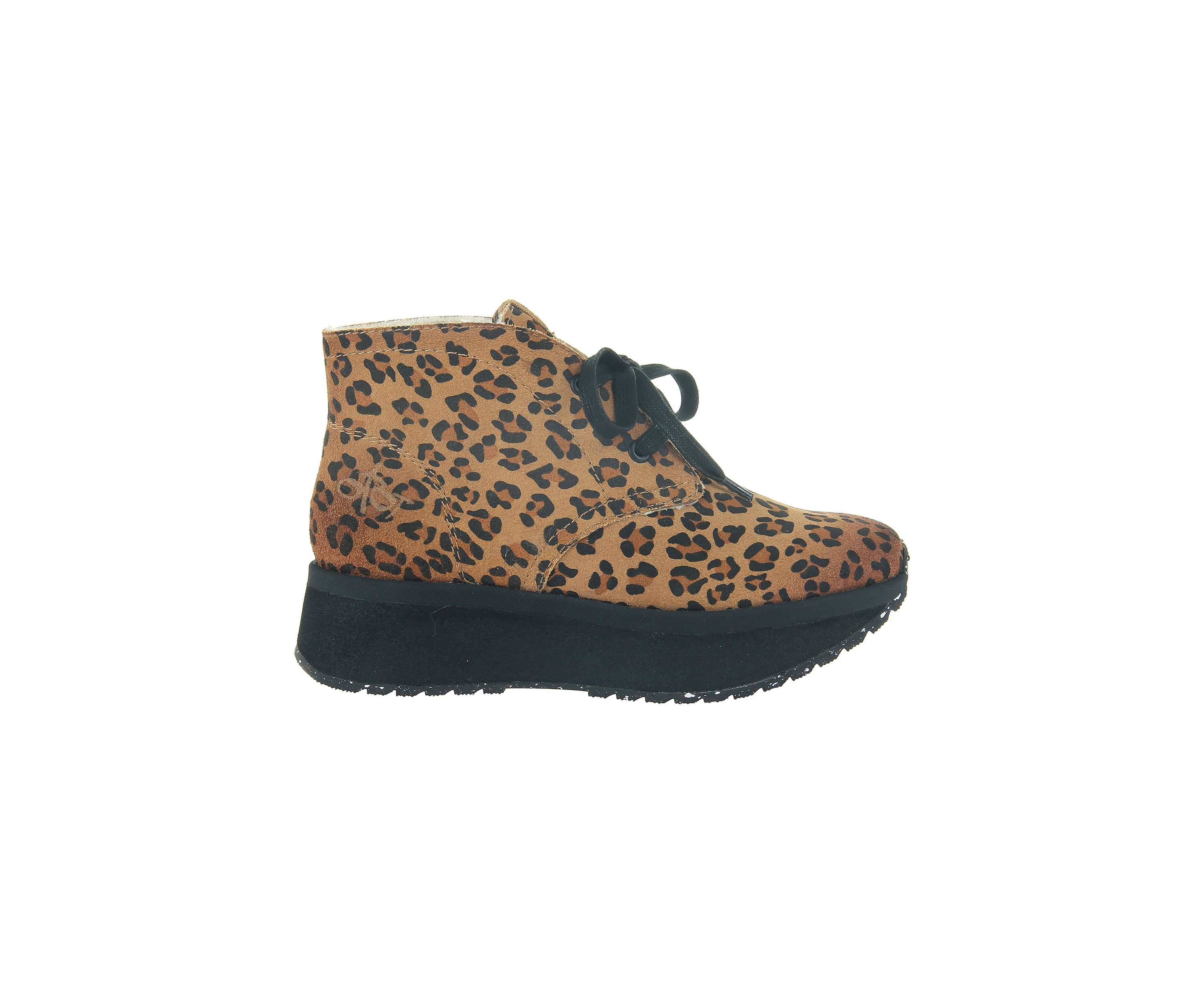 Wander Sneaker Boots