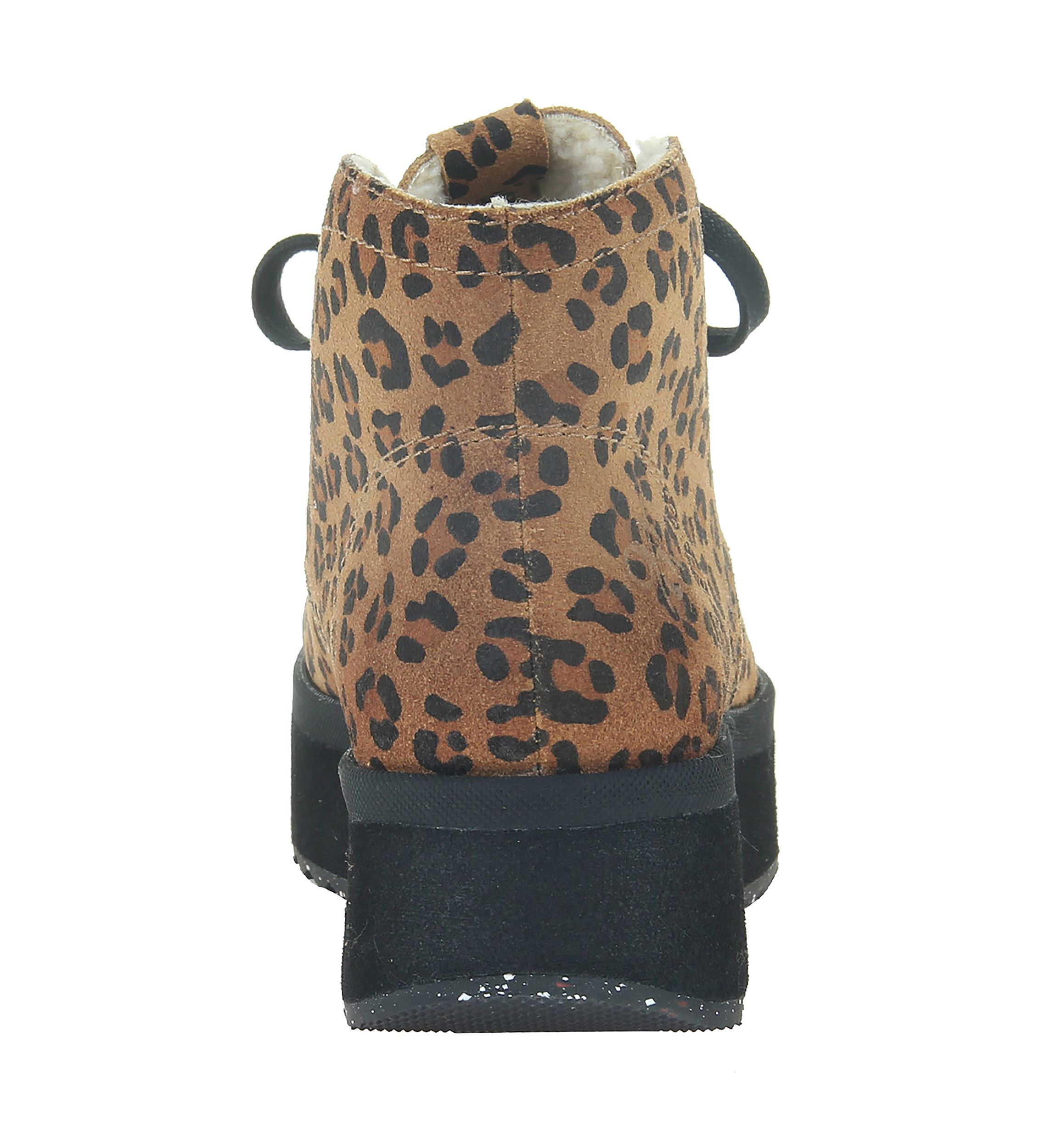 Wander Sneaker Boots