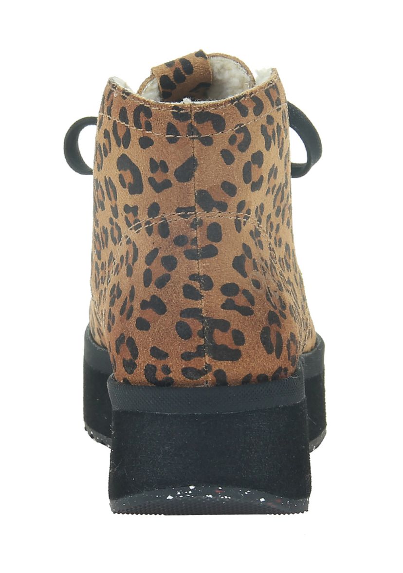 Wander Sneaker Boots